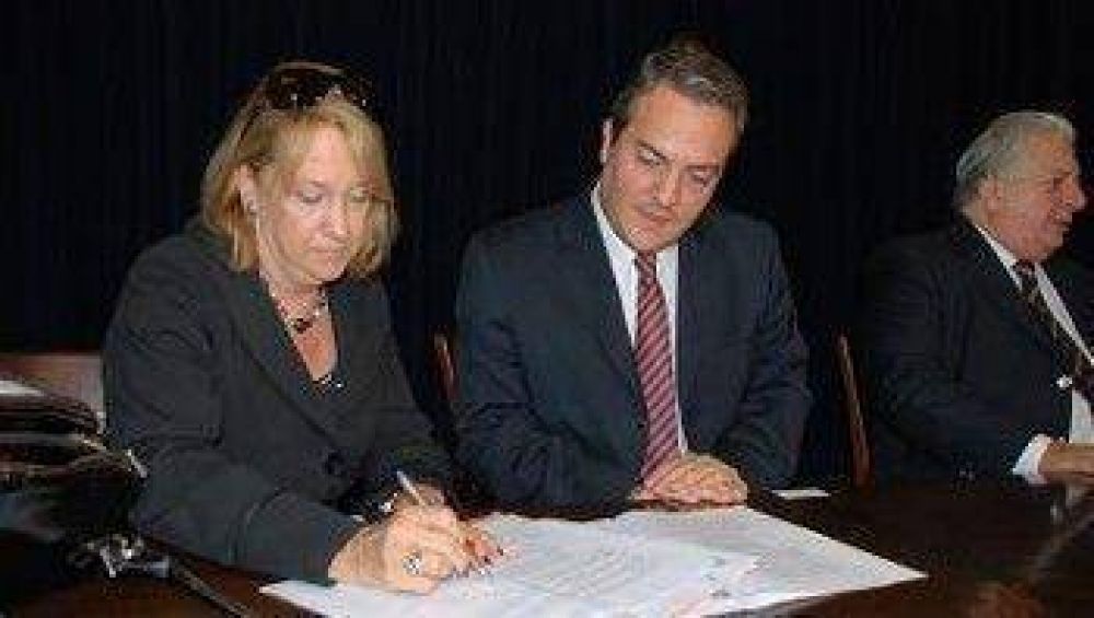 Para el Gobierno, los �ndices de desempleo en el pa�s �no son alarmantes�.