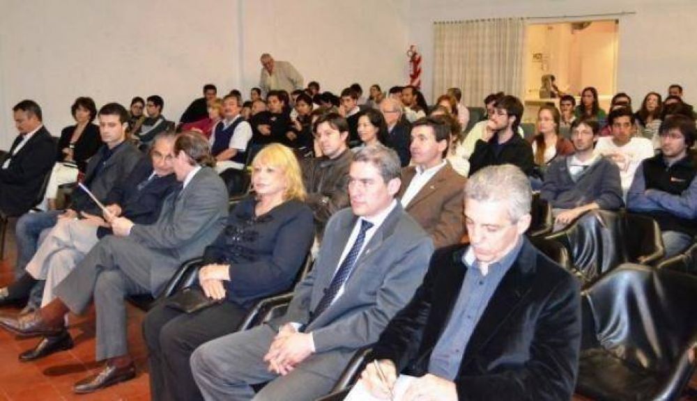 Analizaron las asimetr�as en Argentina