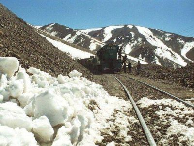 El tren de cargas para salir al Pac�fico, sin plan de obras