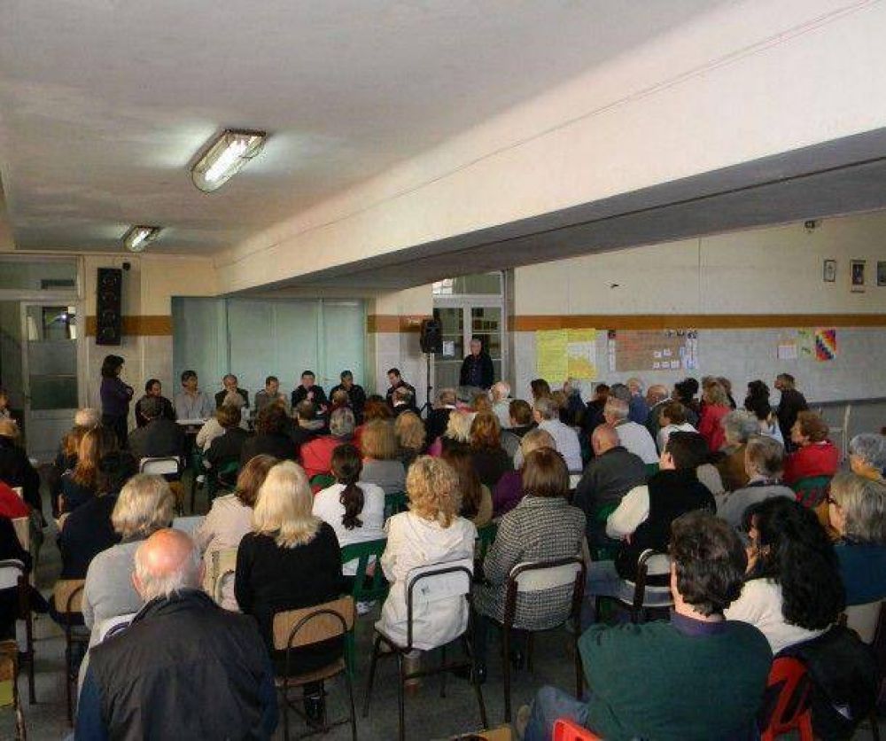Vecinos de Plaza Mitre pidieron un plan de seguridad