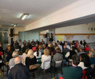 Vecinos de Plaza Mitre pidieron un plan de seguridad