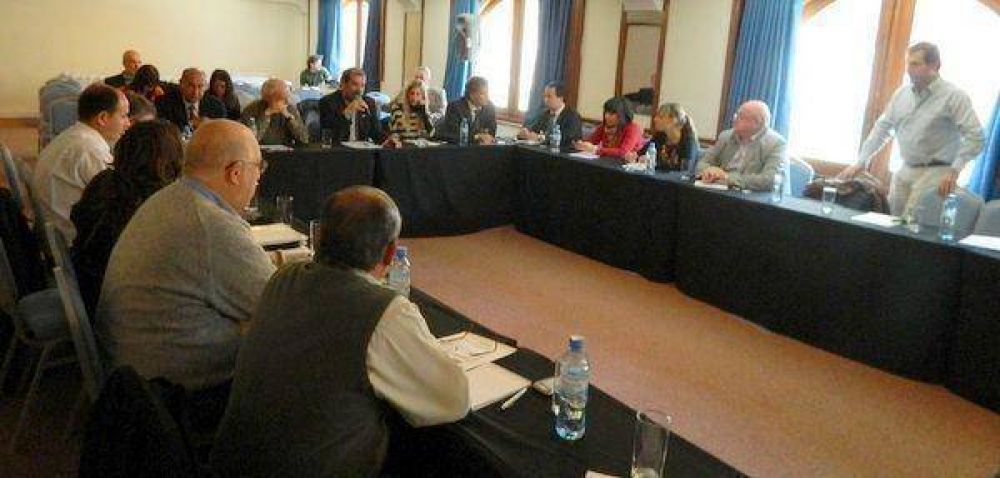 Llegan autoridades ambientales del NOA, Cuyo y Sur del pa�s para el COFEMA