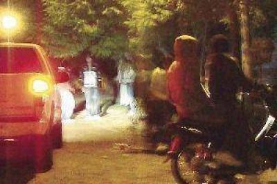 Agreden a personal municipal durante el desalojo de una fiesta clandestina