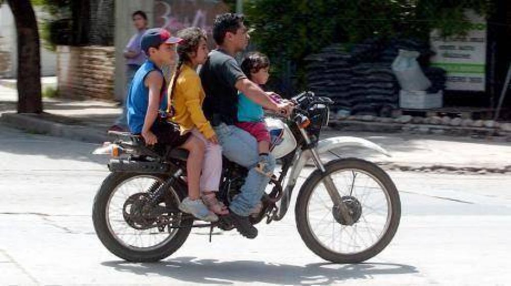 Cada vez m�s ni�os heridos por culpa de las motos