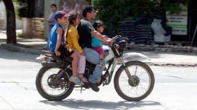 Cada vez m�s ni�os heridos por culpa de las motos