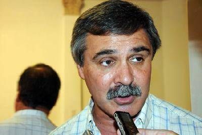  Sorpresivamente, Grahovac lleg� al Ipem 28 y se levant� la toma