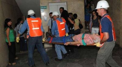 Empieza hist�rico simulacro de sismo