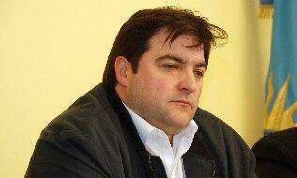 Ivovich intim� a C�rdoba para que ratifique o rectifique sus dichos