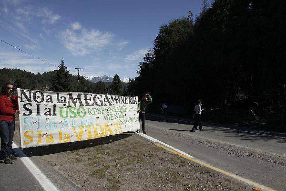 El NO al Cianuro presente en el Tour de France