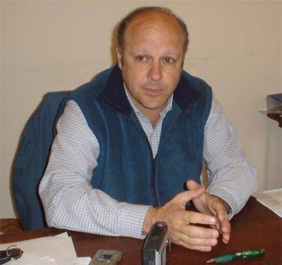 Ferro consider� el adelanto de las elecciones como ''una maniobra sorpresiva del oficialismo''