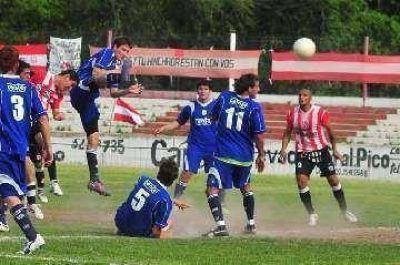 Torneo Provincial: Goleada de Costa y victoria ag�nica de Racing	