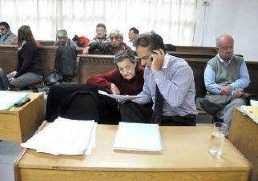 Un 30% de los testigos se baj� del juicio contra Luis Castillo 