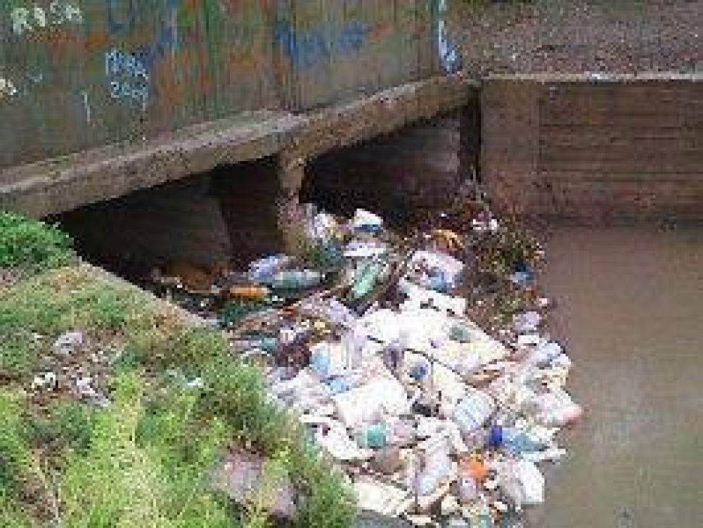 La basura tambi�n es problema con la lluvia