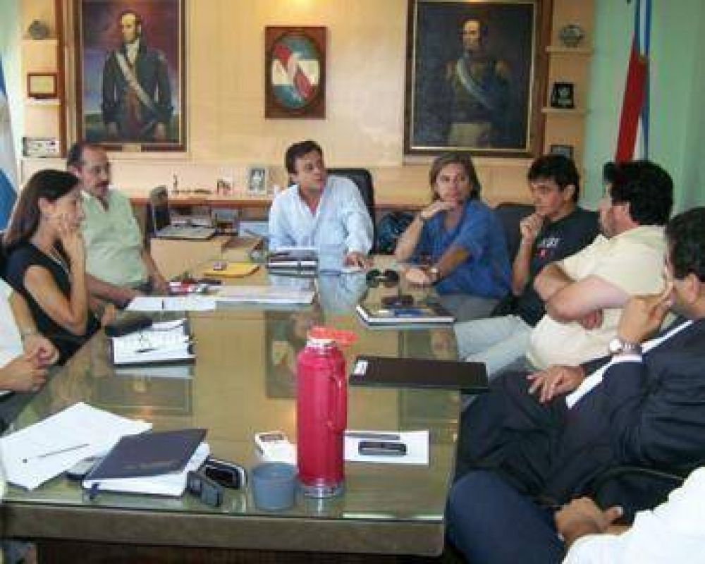 Principio de acuerdo salarial con los trabajadores municipales.