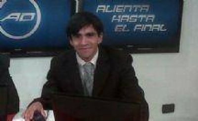 El periodista Adri�n Aguirre sigue internado por una golpiza policial