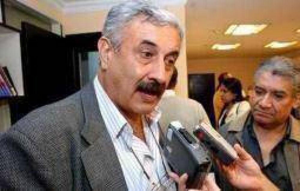 UCR. El galvanismo sali� a cruzar duro a concejal martinista