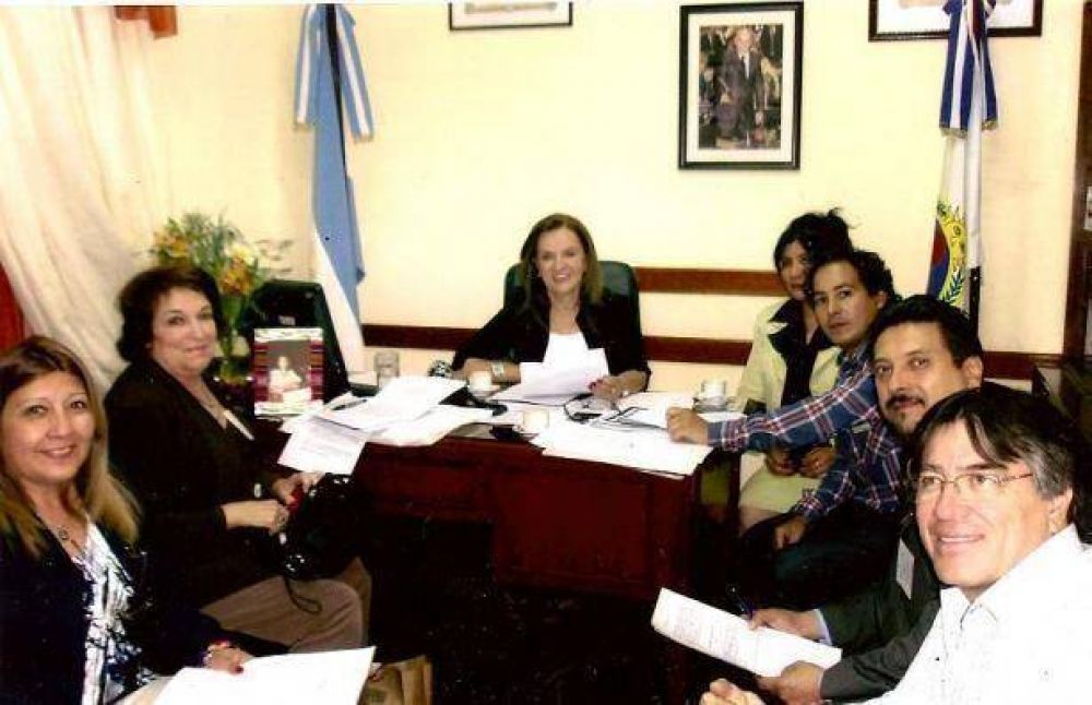 Propuesta para reactivar el tren de carga y de pasajeros entre provincias del NOA