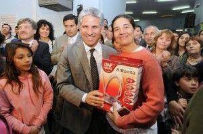 Inauguraci�n de Estaci�n Repetidora: Los vecinos de la ciudad de La Punta pueden ver la se�al de Canal 13