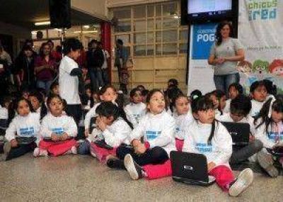 Este martes se entregan 535 computadoras en siete escuelas de la Ciudad capital