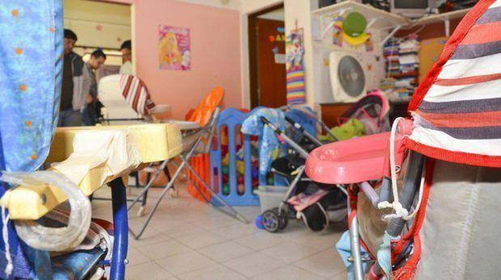 En el �jard�n del horror� las sillitas de beb�s ten�an mordazas y sogas