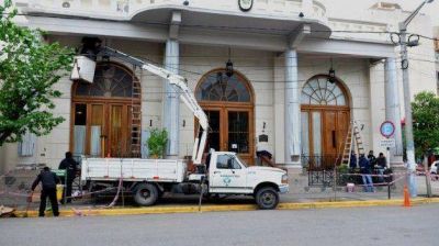 Refacciones y embellecimiento de la Municipalidad