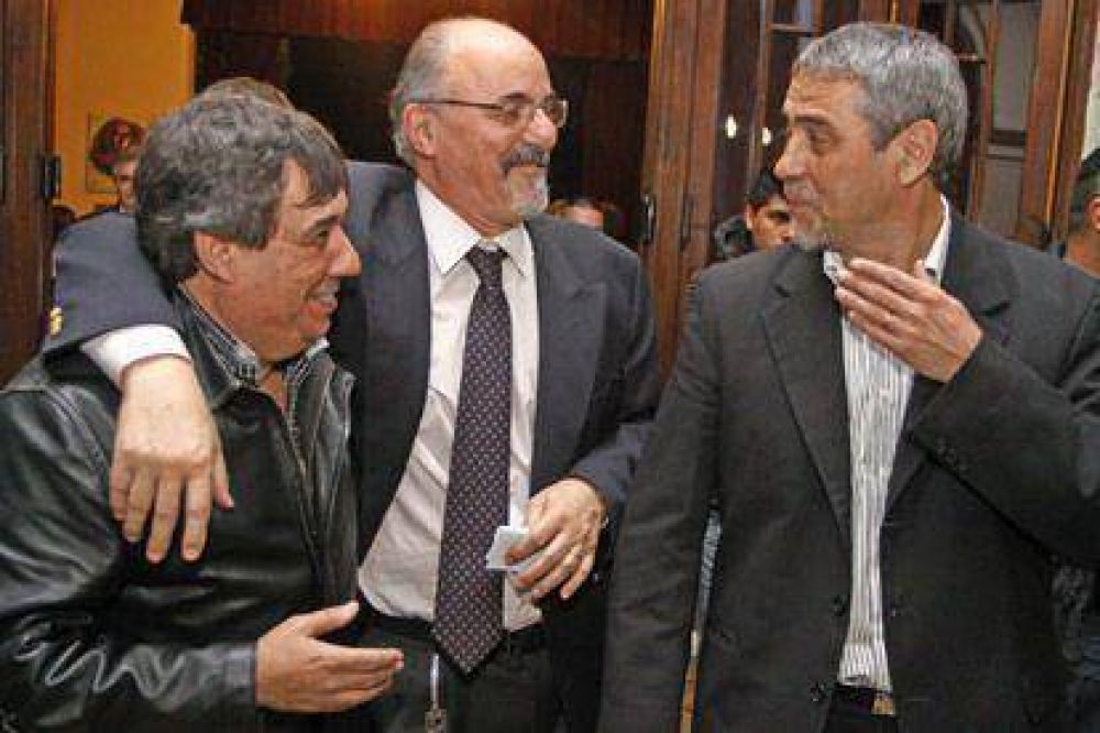 Firmaron un Programa de Apoyo a la formaci�n Sindical de municipales