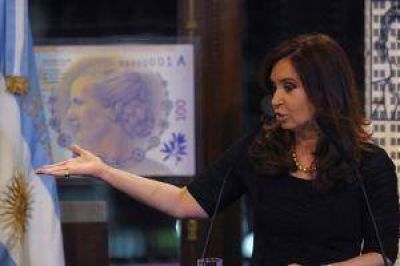 "Casi me caigo de espaldas cuando el FMI admiti� que hay que generar empleo para lograr inclusi�n social"