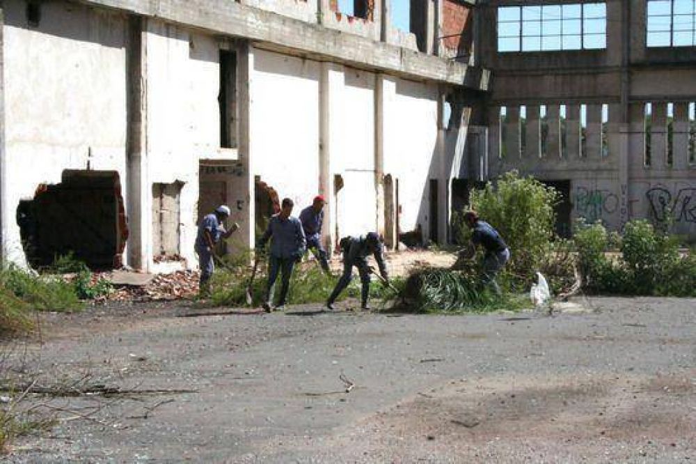 Direcci�n General de Gobierno: �Derby�, principio de soluci�n de un viejo conflicto