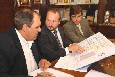  MORON Convenio con AySA para la continuaci�n del Plan Cloacal 