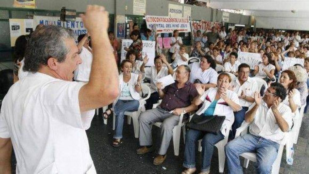  Estall� un nuevo conflicto entre el Gobierno y los trabajadores de la Salud