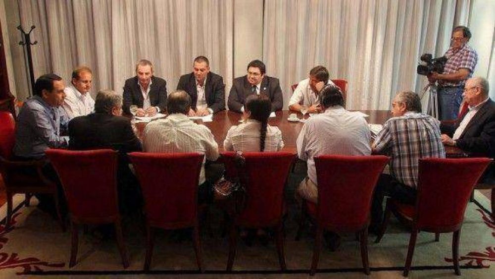  El voto optativo desde los 16 a�os pr�cticamente ya es ley en Tucum�n