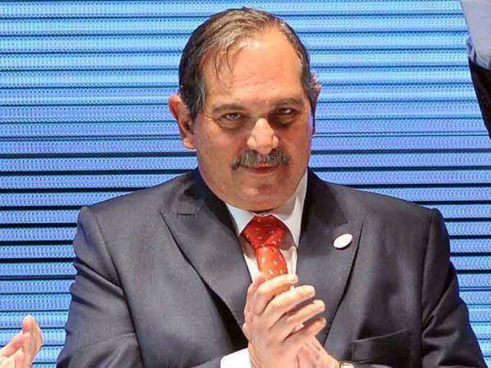 "El d�a que queramos reformar la Constituci�n lo vamos a decir de frente" 	