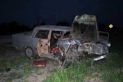 Violento accidente entre dos autos: cuatro heridos