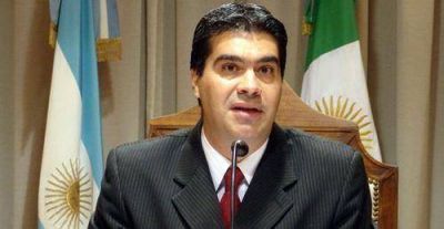 Capitanich: � Argentina tiene problemas de atesoramiento de d�lares�