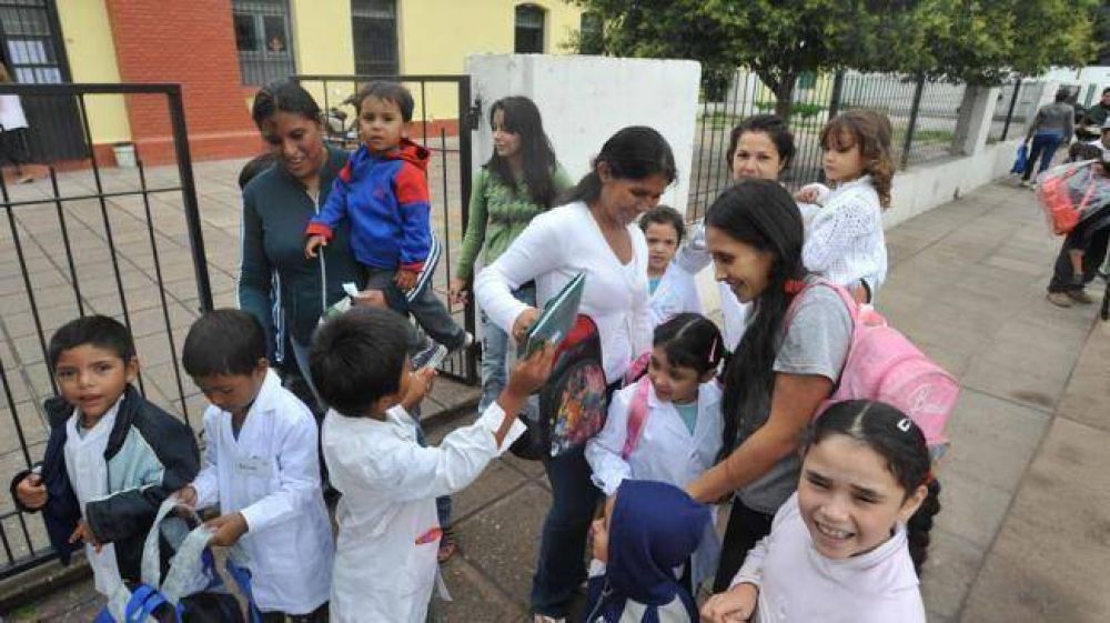 La Naci�n propone iniciar las clases el lunes 25 de febrero