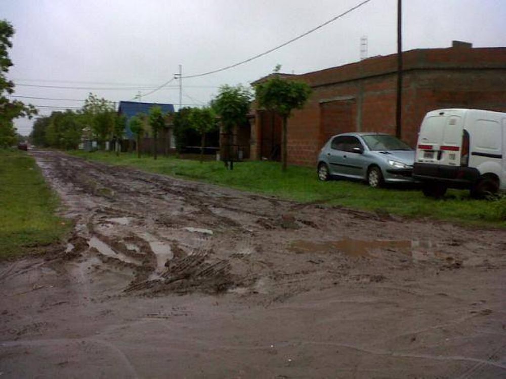 Los vecinos del barrio �El Solar� renuevan el reclamo por las calles intransitables