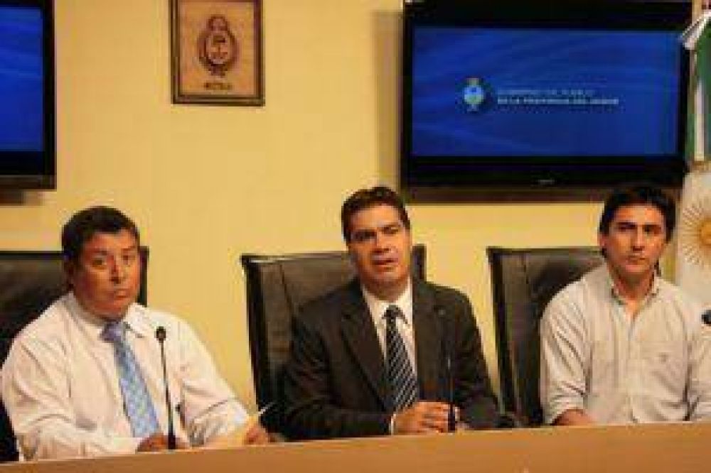 Una violenta tormenta de viento y granizo provoc� serios da�os en viviendas y 65 hect�reas de cultivo en el interior