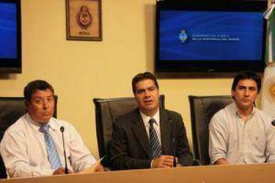 Una violenta tormenta de viento y granizo provoc� serios da�os en viviendas y 65 hect�reas de cultivo en el interior