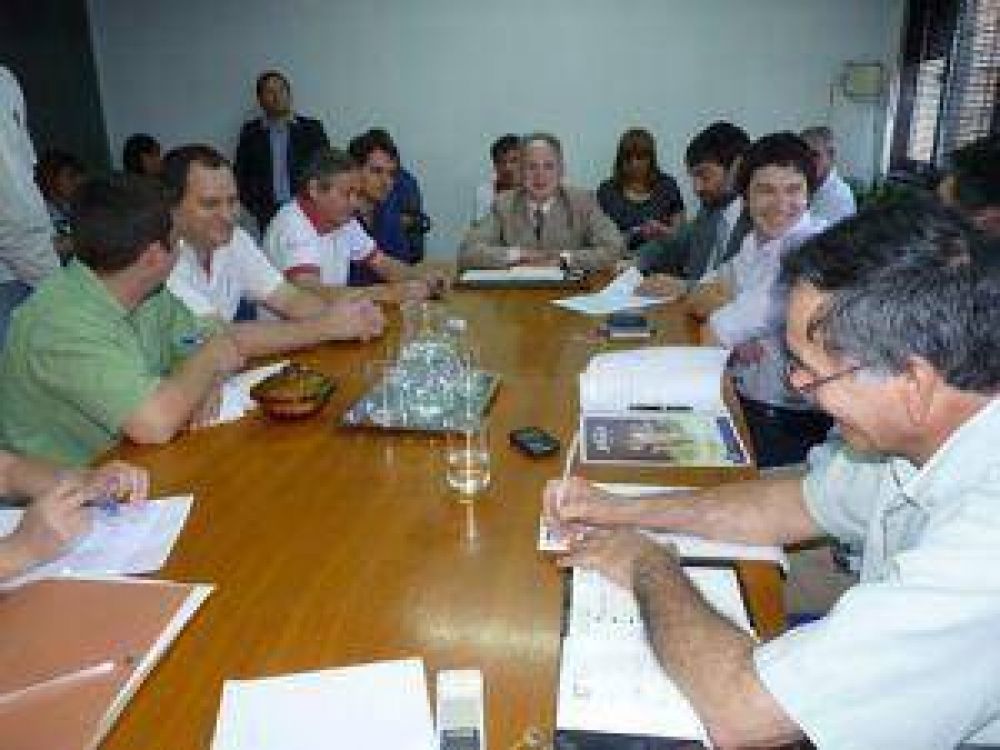 Hoy sigue la negociaci�n con gremios docentes