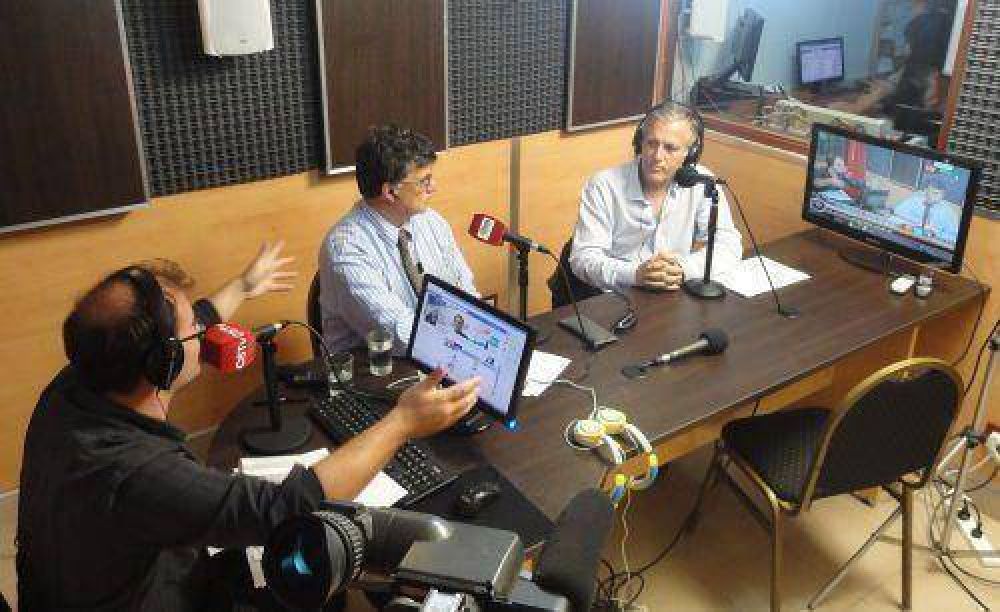  Parodi: �los foros barriales son un aprendizaje para todos�