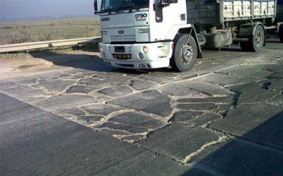 Las Defensor�as del Pueblo de Pilar y provincia buscan controlar el avance de los arreglos en la Ruta 6