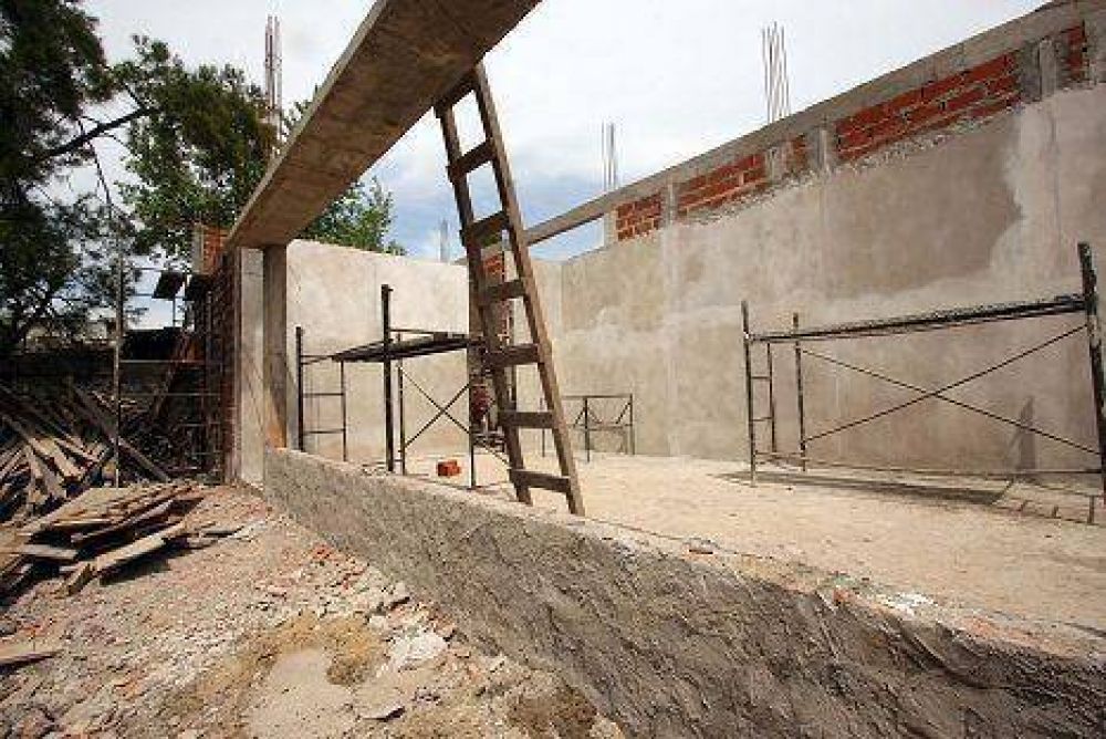 Lomas: Avanza la construcci�n de la 1� Unidad Sanitaria Ambiental