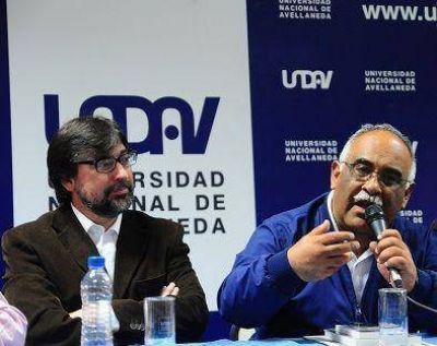 Avellaneda: el embajador venezolano en Argentina disert� en UNDAV