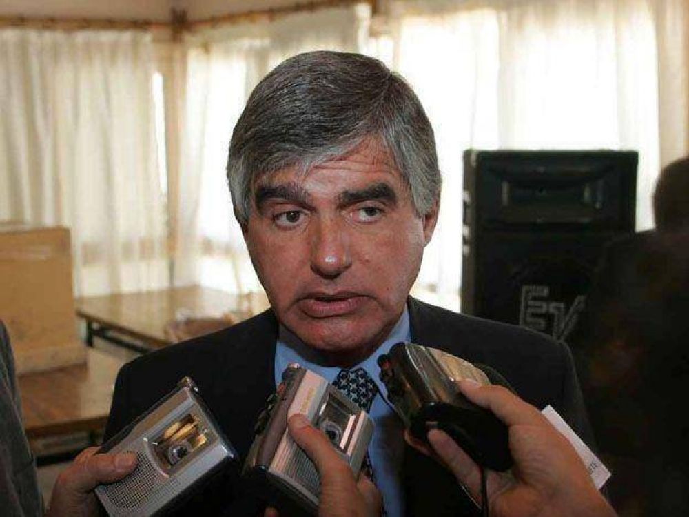 "Lo que se dice de mi candidatura son suspicacias para descalificar"