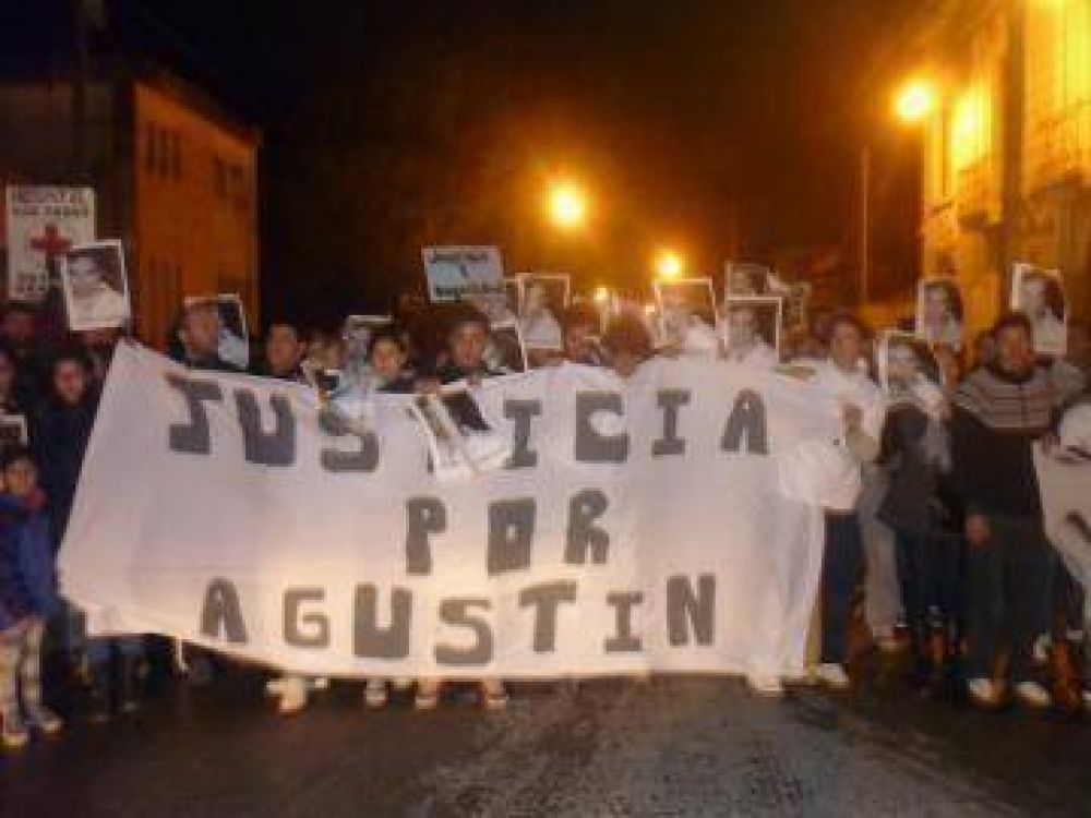 Marcha por Agust�n Iglesias
