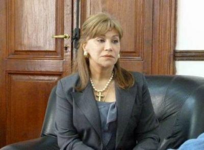 Nora lament� la liviandad de sus pares