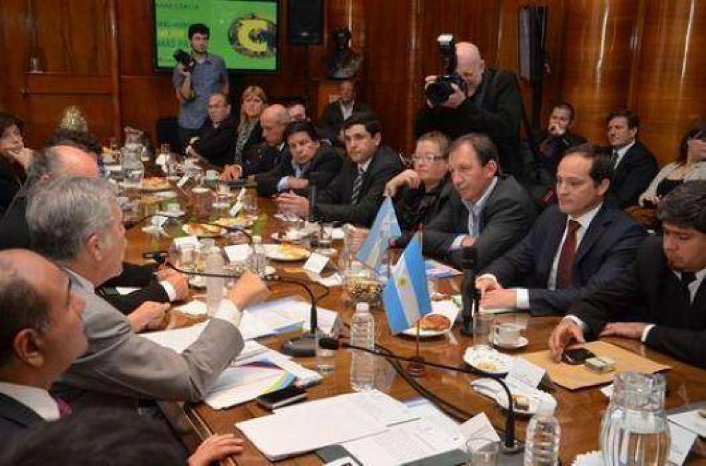 Camau muestra su perfil de candidato en Buenos Aires
