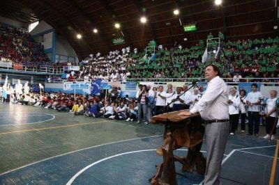 �A trav�s del deporte estamos formando a la ni�ez rionegrina"