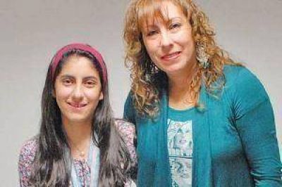 Alumna santiague�a obtuvo el tercer puesto en certamen nacional