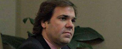 Alberto P�rez afirma que desconoce que intendentes pidan m�s fondos